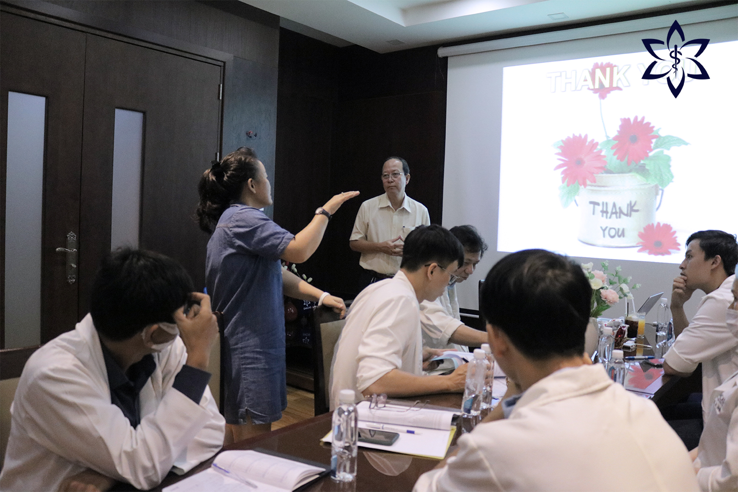 HỘI THẢO "TẾ BÀO GỐC TRUNG MÔ VÀ TIỀM NĂNG ỨNG DỤNG"