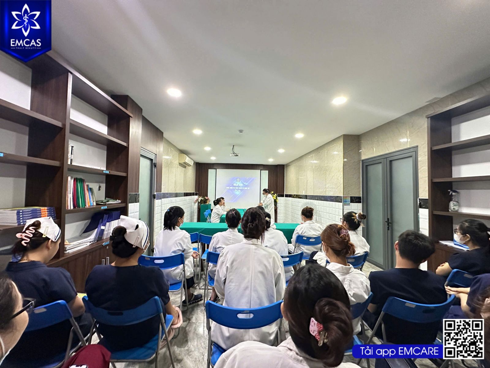 Hội thi Kiến thức và Thực hành Vệ sinh tay 2025 tại EMCAS