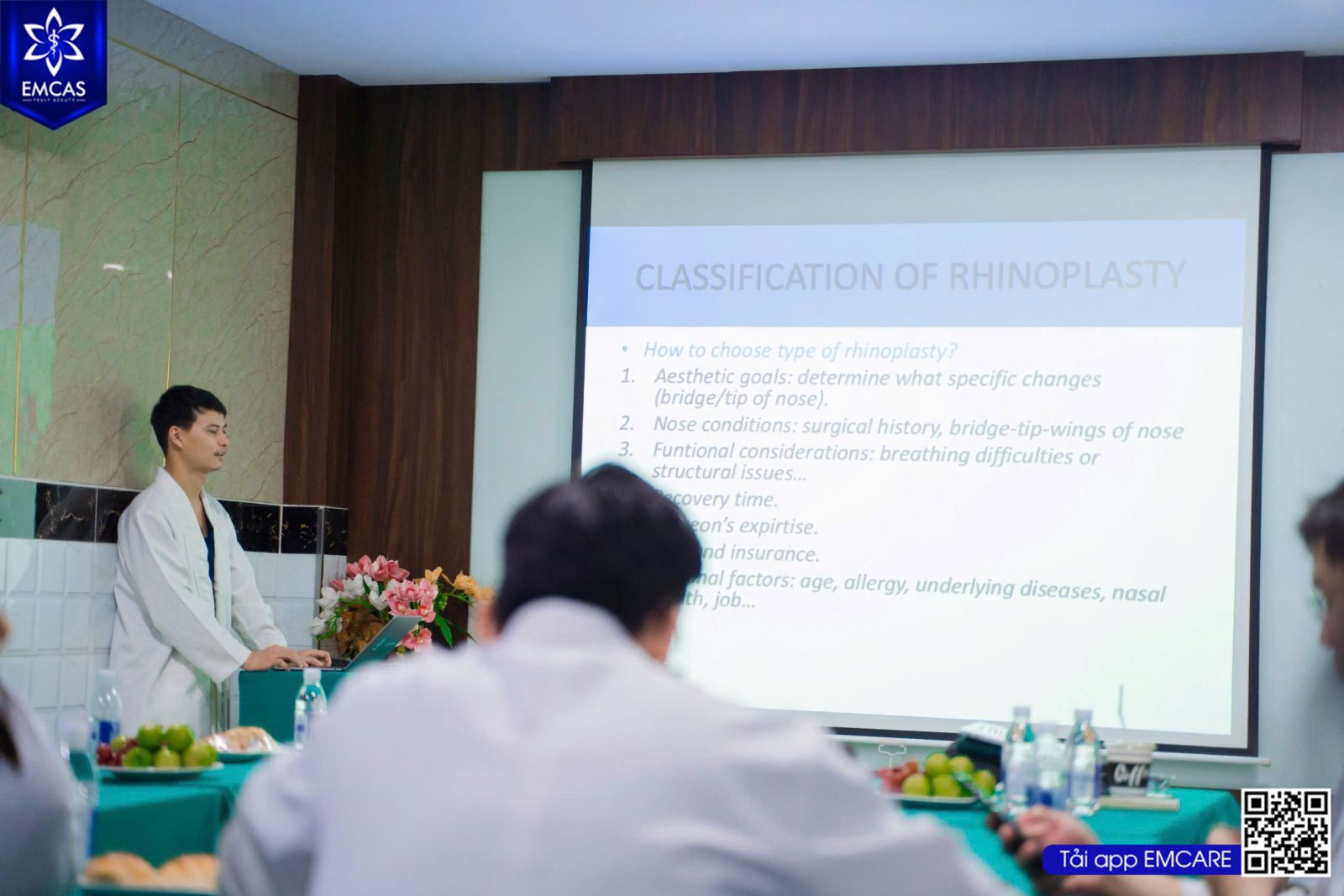 Lớp Học “Phẫu Thuật Tạo Hình Thẩm Mỹ Vùng Mặt”