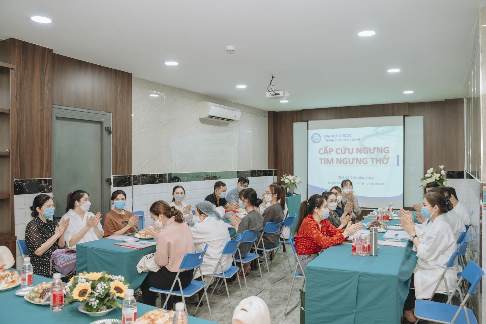 Khai Giảng Khóa Đào Tạo Liên Tục Cập Nhật Kiến Thức Trong Thực Hành Chăm Sóc Điều Dưỡng