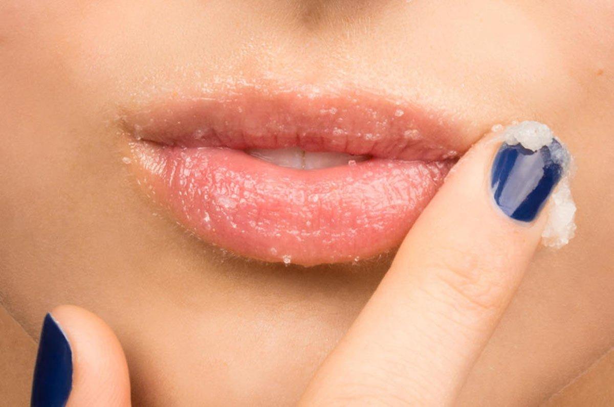 Top 5 best ways to cleanse the lips