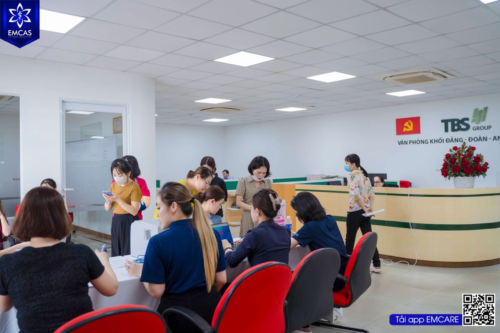 Chuyến Xe Vì Cộng Đồng – Hành Trình Tầm Soát Ung Thư Vú Cùng EMCAS