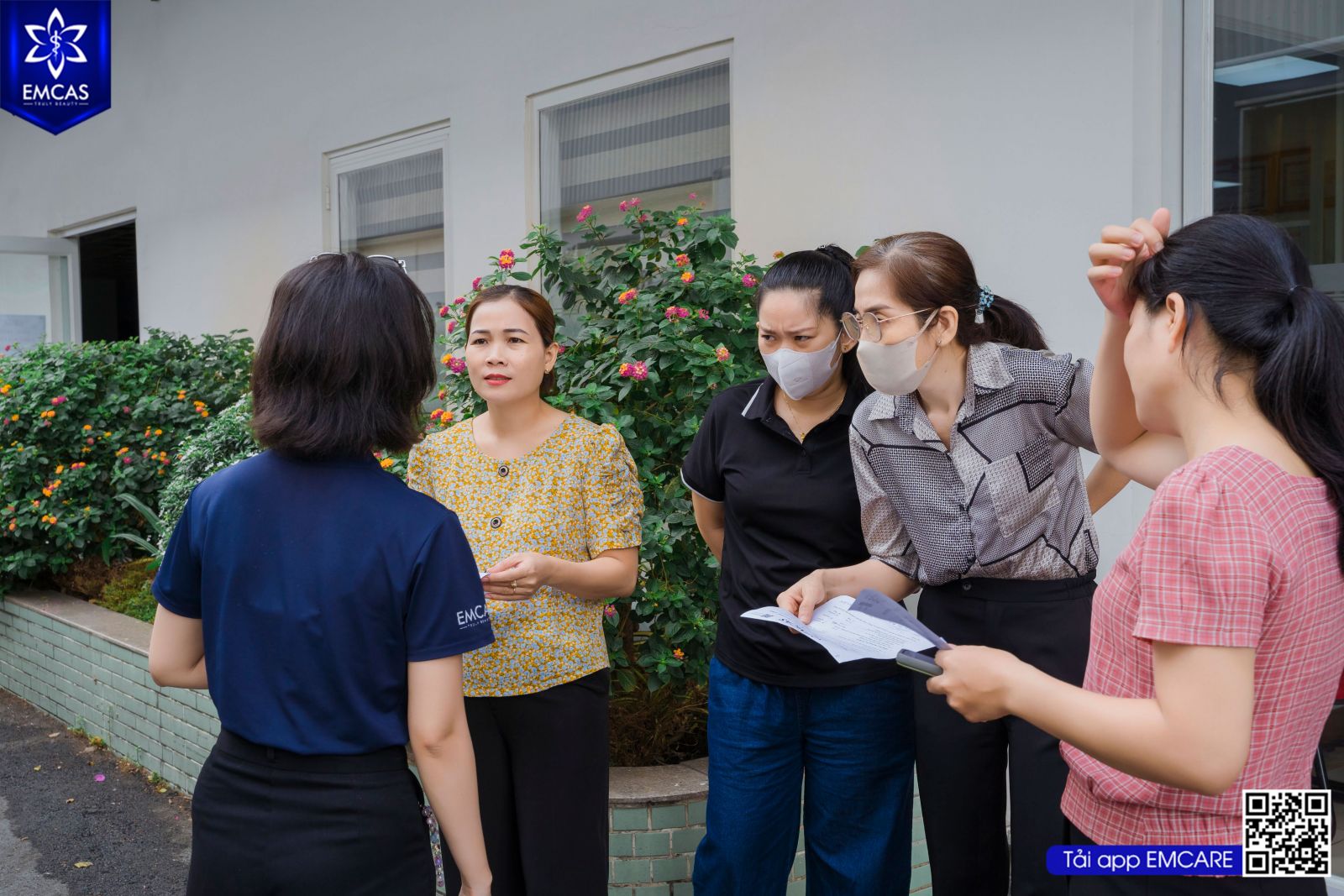 Chuyến Xe Vì Cộng Đồng – Hành Trình Tầm Soát Ung Thư Vú Cùng EMCAS
