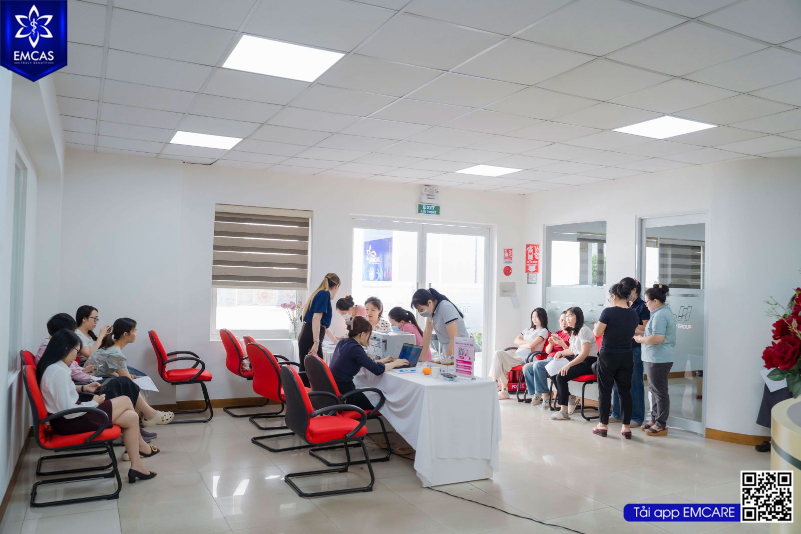 Chuyến Xe Vì Cộng Đồng – Hành Trình Tầm Soát Ung Thư Vú Cùng EMCAS