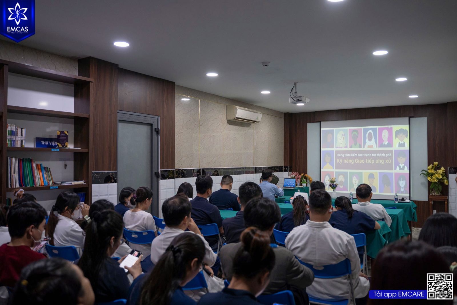 Tập Huấn Kỹ Năng Giao Tiếp, Ứng Xử, Y Đức Trong Bệnh Viện