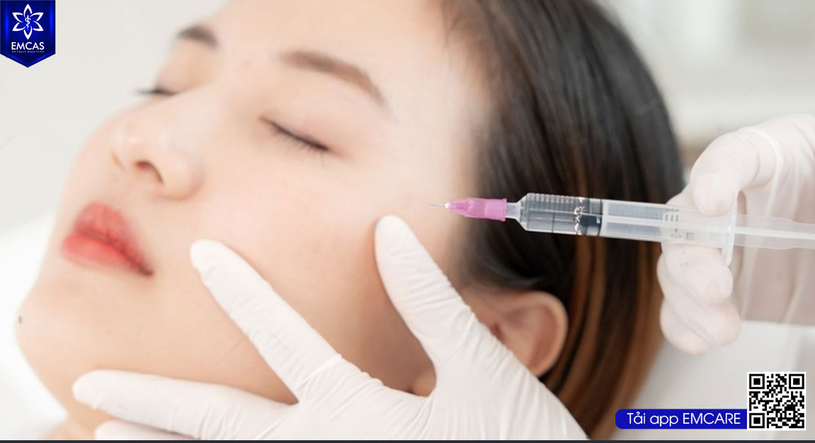 Quy Trình Làm Đầy Vùng Mặt Bằng Mỡ Tự Thân